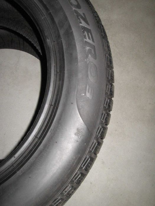 2 x Pirelli SottoZero Serie 3 225/60 R17 99 H *(homologacja BMW) 2024