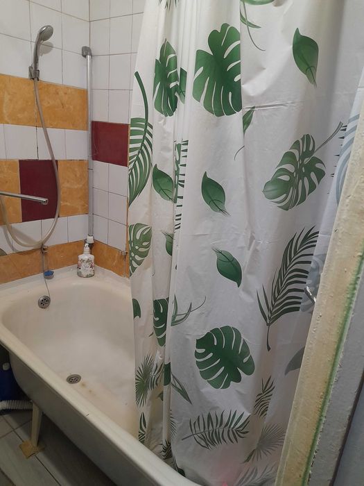 Квартира двухкімнатна ,район будинку торгівлі