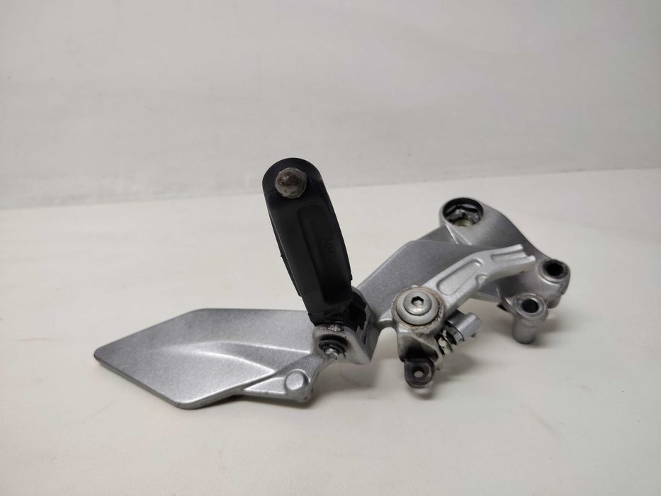 KTM DUKE 125 Set Podnóżek Prawy Kierowcy 11-16