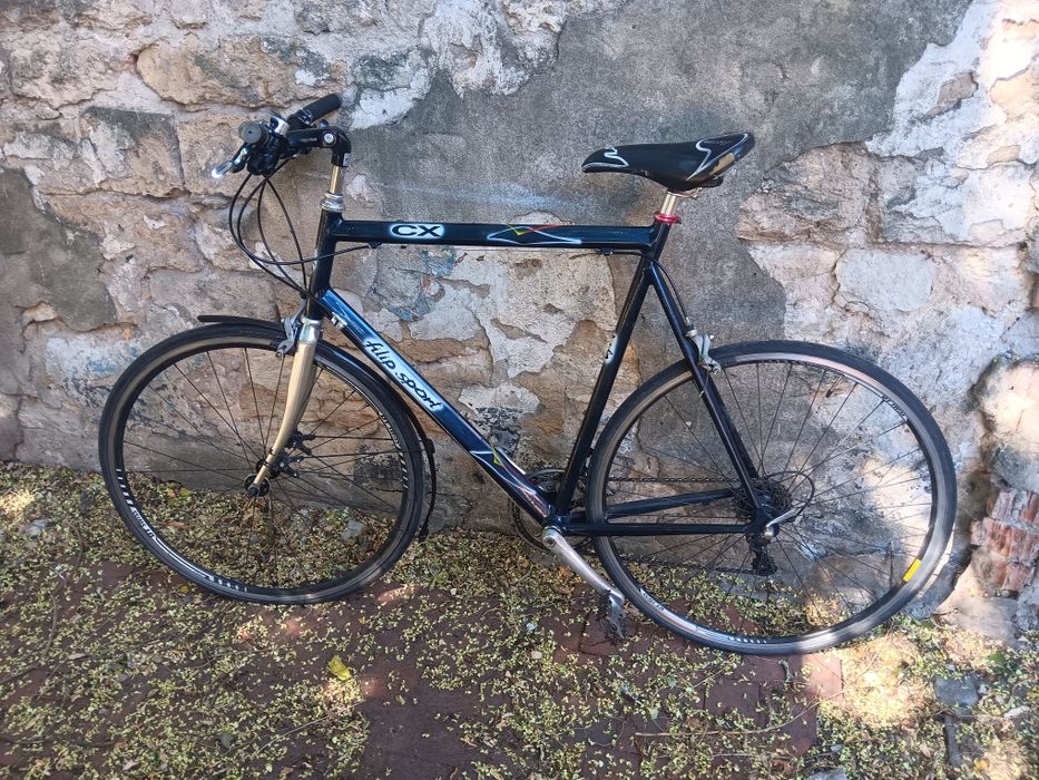 Велосипед дорожний. Алюминий.