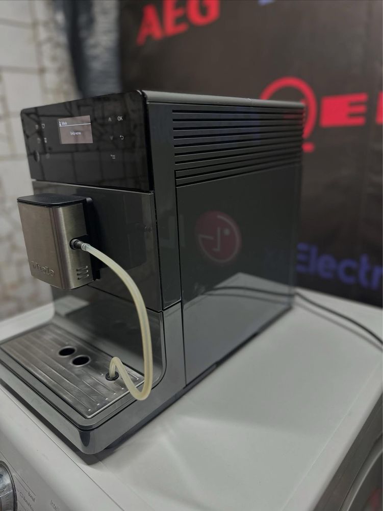 Автоматична кавомашина Miele CM5300 /One Touch, кавоварка,кавомолка