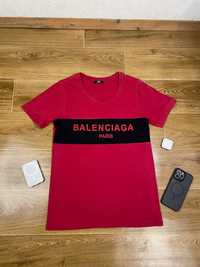 Жіноча футболка Balenciaga (S)