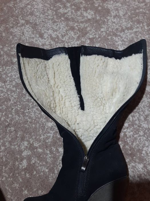 Жіночі зимові сапожки