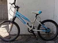 Bicicleta menina
