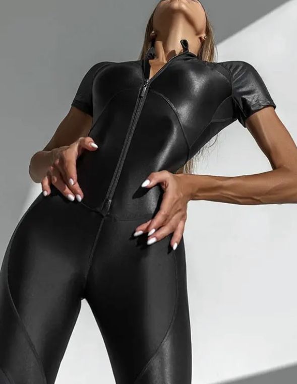 Catsuit jumpsuit kombinezon fitness sportowy z lycra ala latex yoga