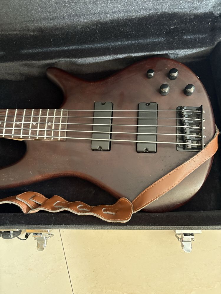 Bas Ibanez, aktywny, 5 strun, stan idealny + case
