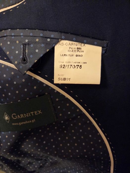 Garnitur męski młodzieżowy