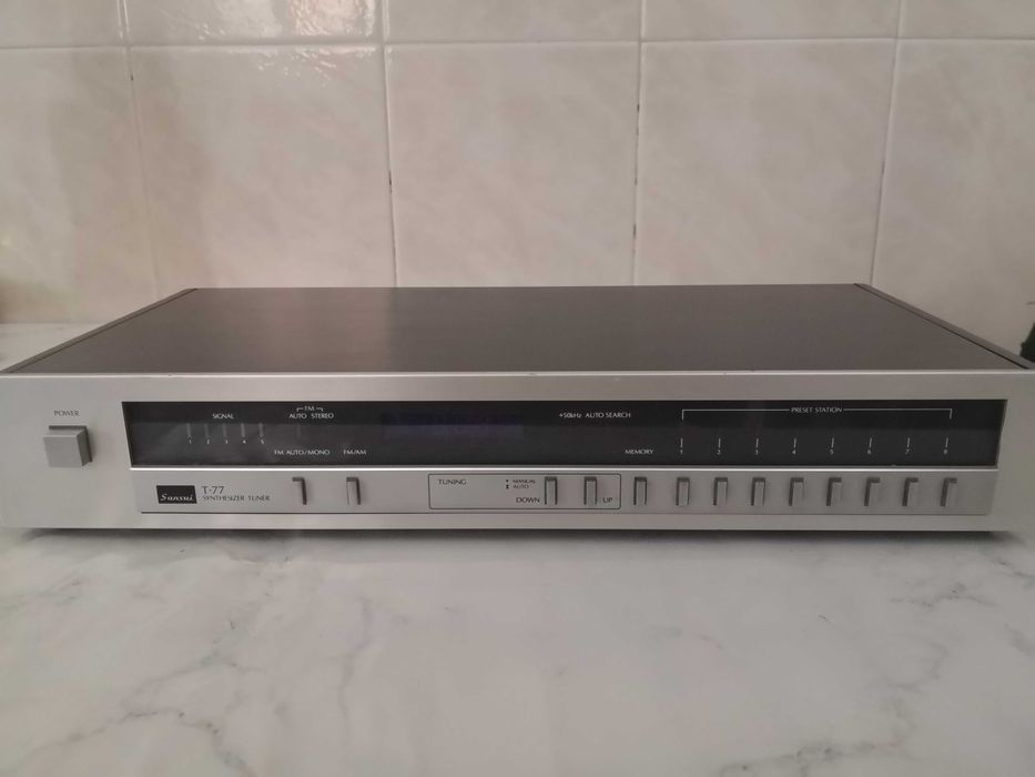 Sansui T-77 Sintonizador