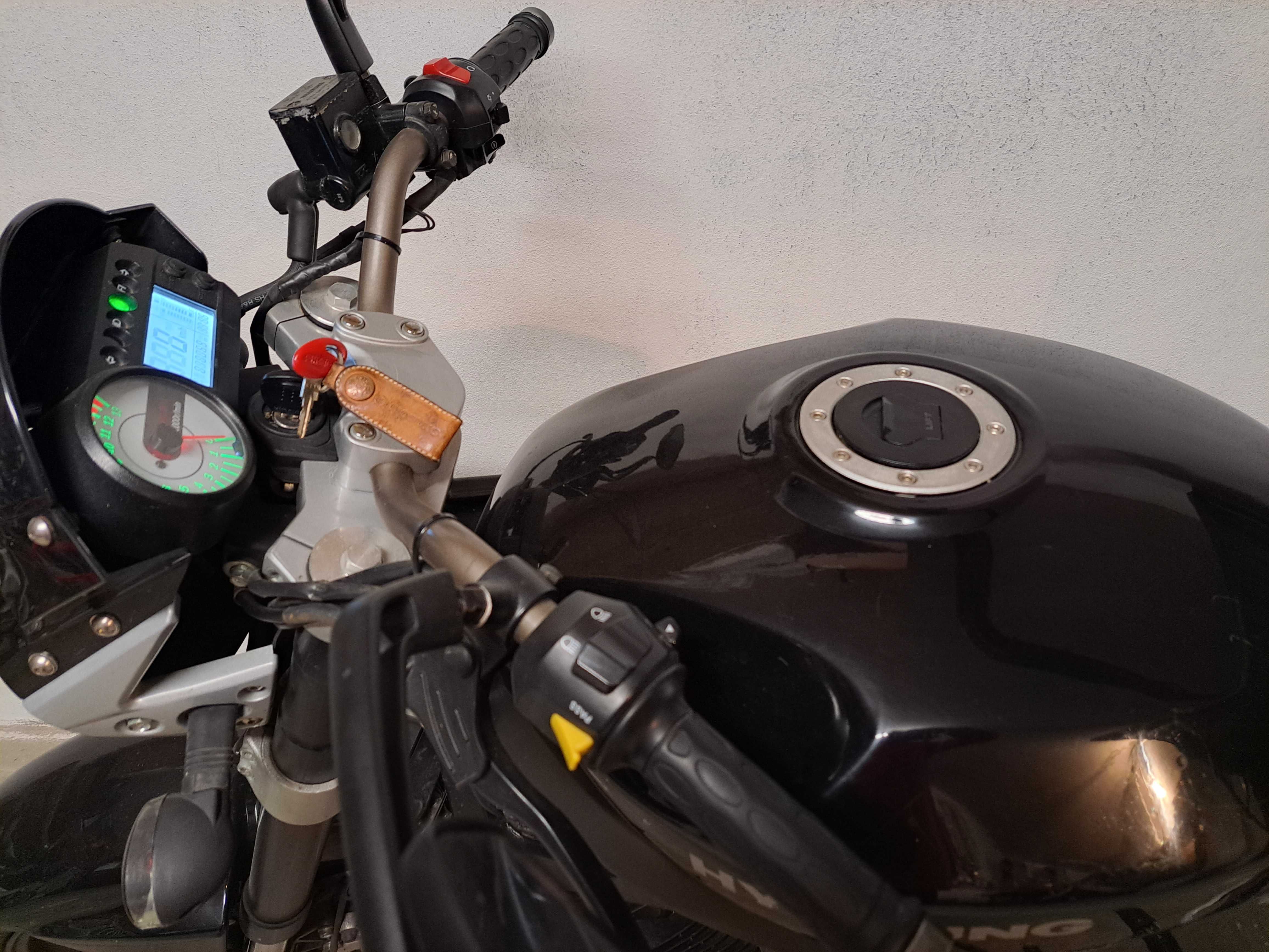 Moto hyosung completamente nova