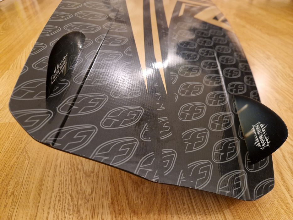 Prancha kite F-one Trax 132