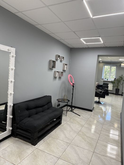 Продам салон краси з сучасним та мінімалістичним дизайном