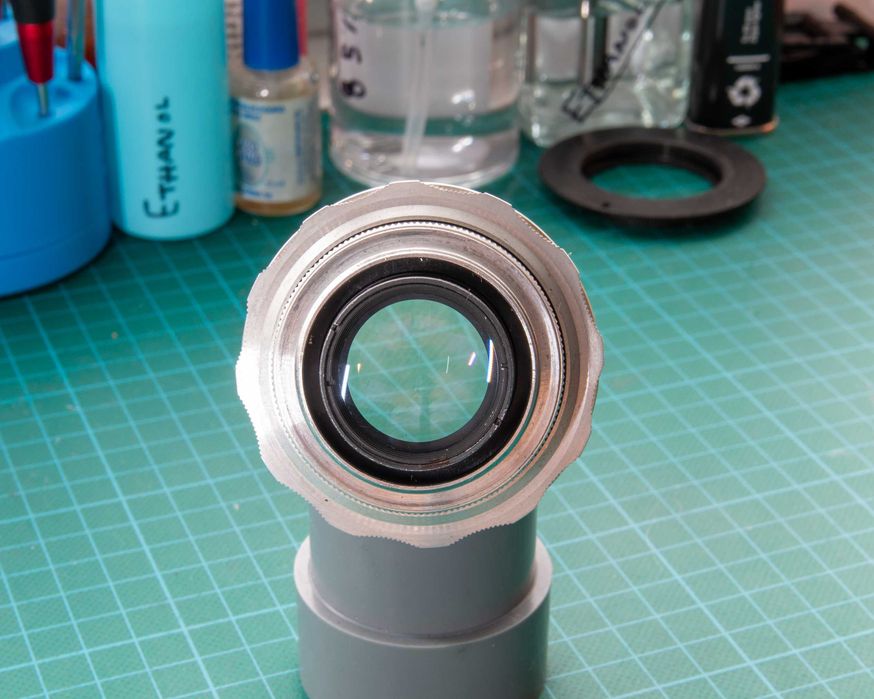 Lente russa/soviética KMZ Helios 44 58mm f/2 (13 lâminas)