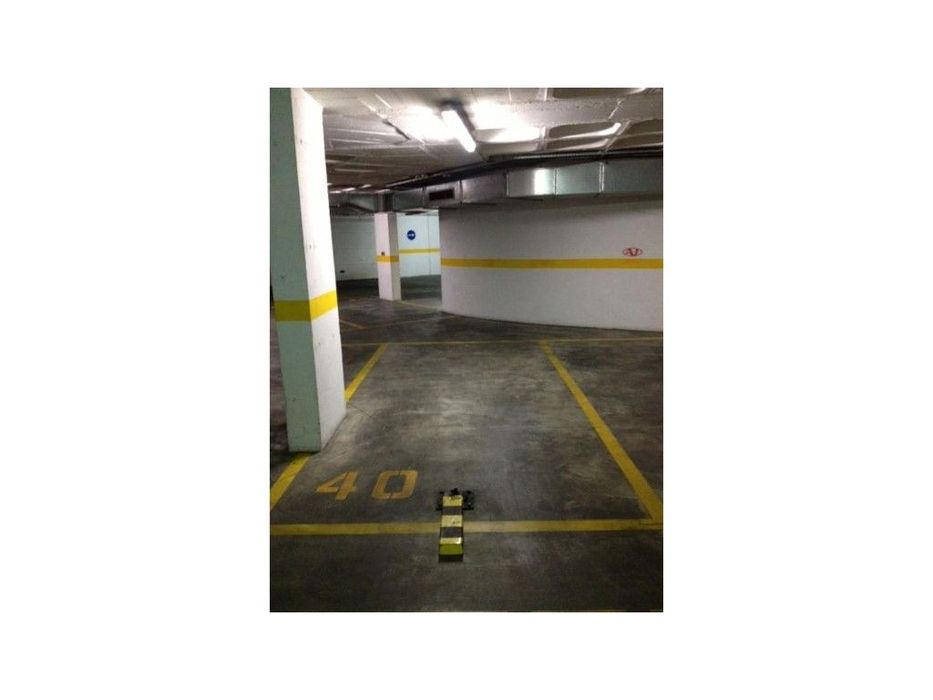 Garagem Junto Marina Parque das Nações