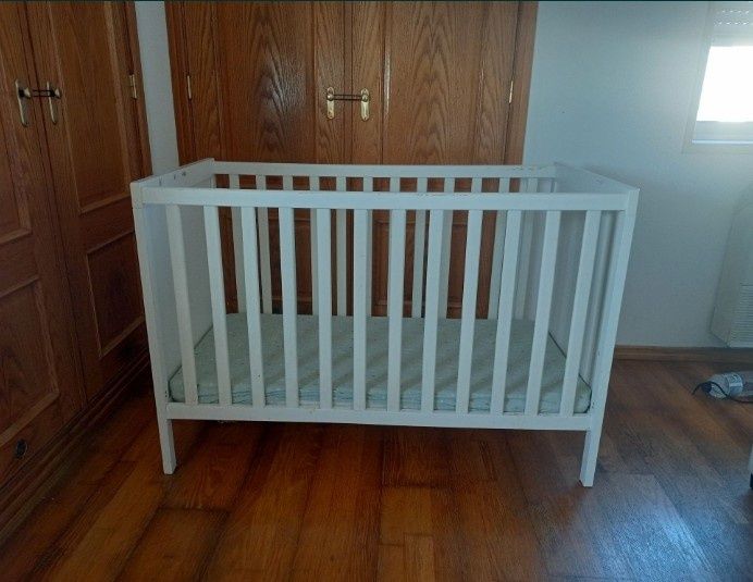 Baby bed,good condition.