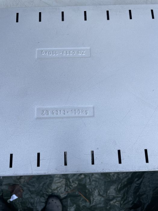 Blaty regałowe używane