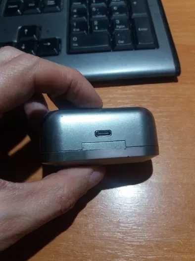 Зарядка сумісність невідома, чохол, для бездротових навуш. USB type C