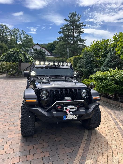 Jeep Gladiator 3.6 V6 – Full Opcja, Zero Błota,LED,Carobotor,Dużo Stylu PRYWANIE