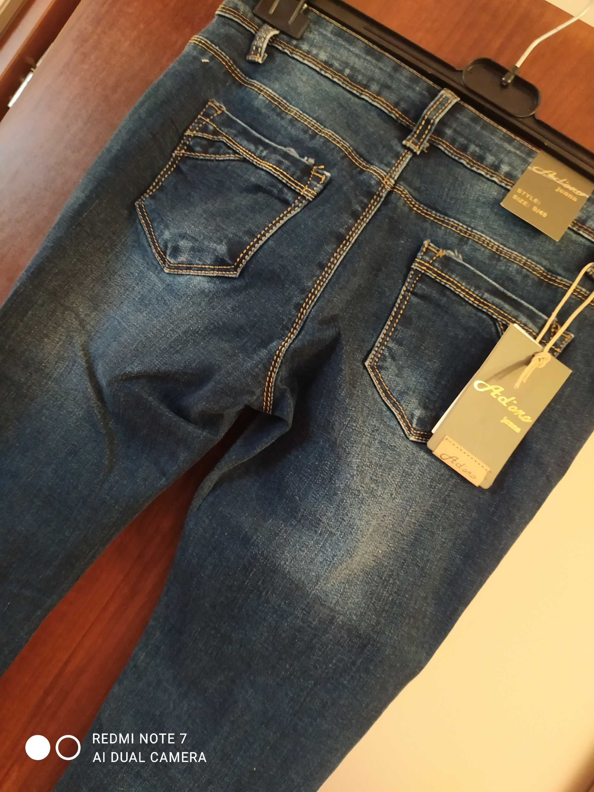 Spodnie  Damskie Jeans (przetarcia)