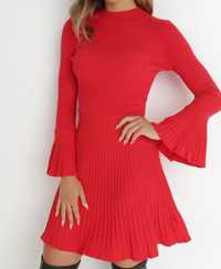 Czerwona sukienka taliowana Marius dzianinowa sweterkowa wiskoza s 36