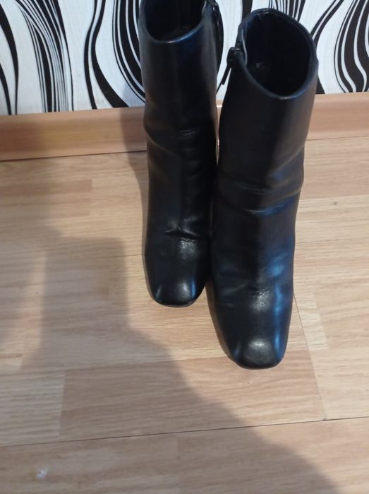 Шкіряні черевики жіночі