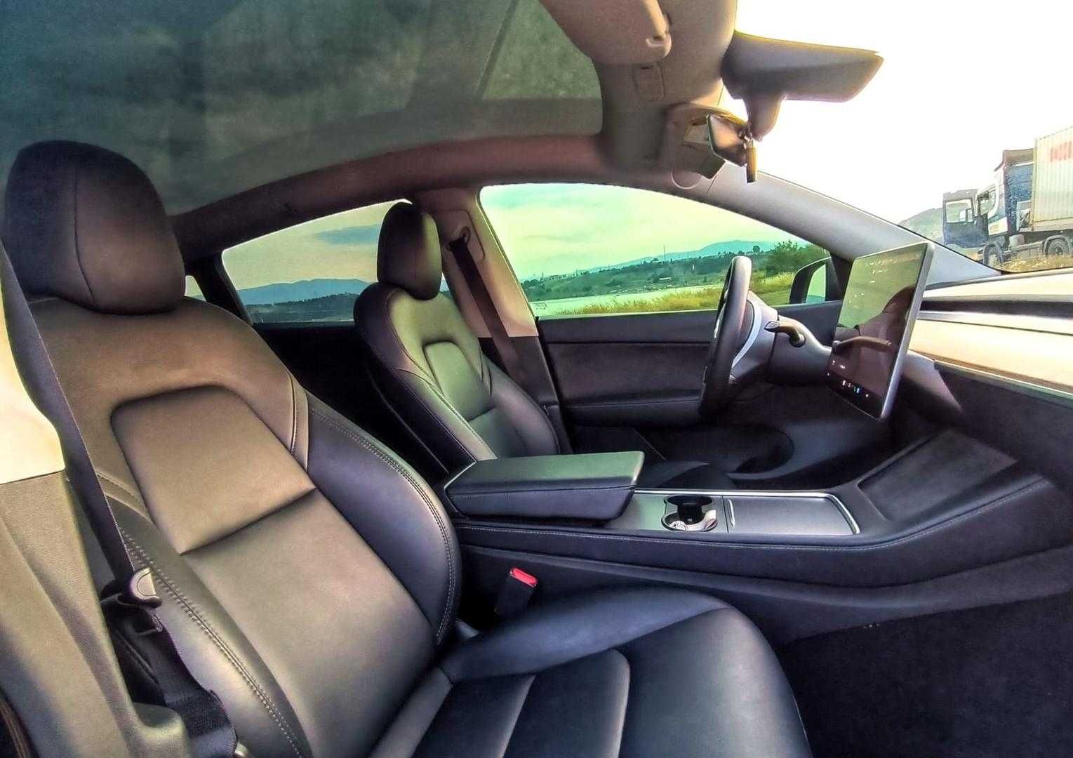 Tesla Model Y 2022
I покоління  Long Range 82 kWh Dual Motor  AWD