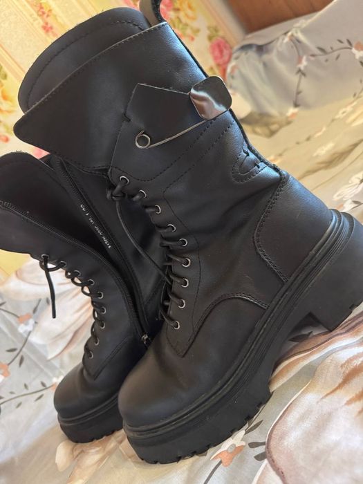 Ботинки зимние новые