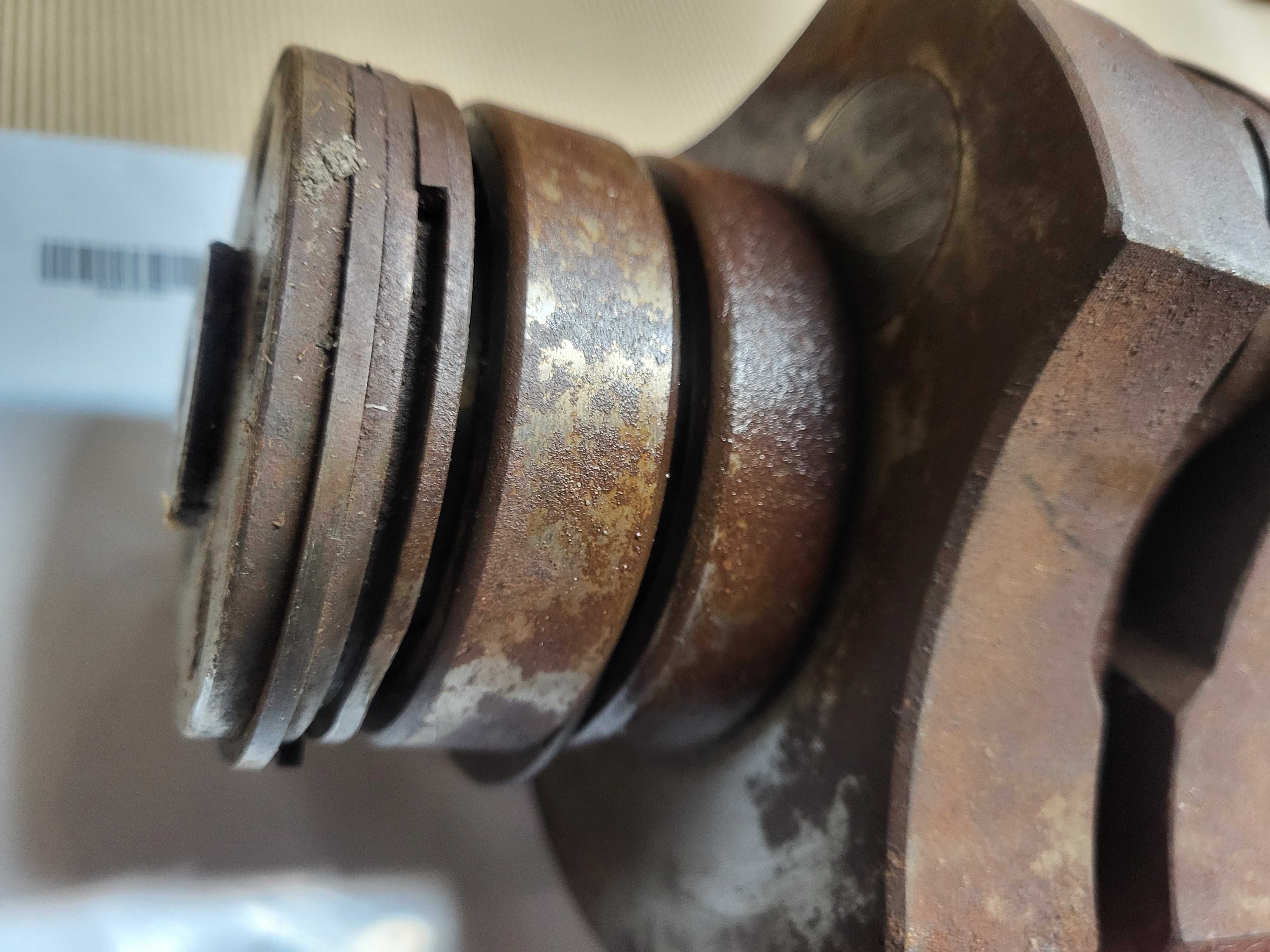 Dzik 2, 21 fabr. nowy wał korbowy S-261C, WSM typ 160, motopompa M4/4