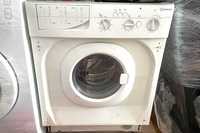 Máquina de lavar roupa de encastrar Indesit