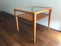 Mesa de apoio / Mesa de sala de estar