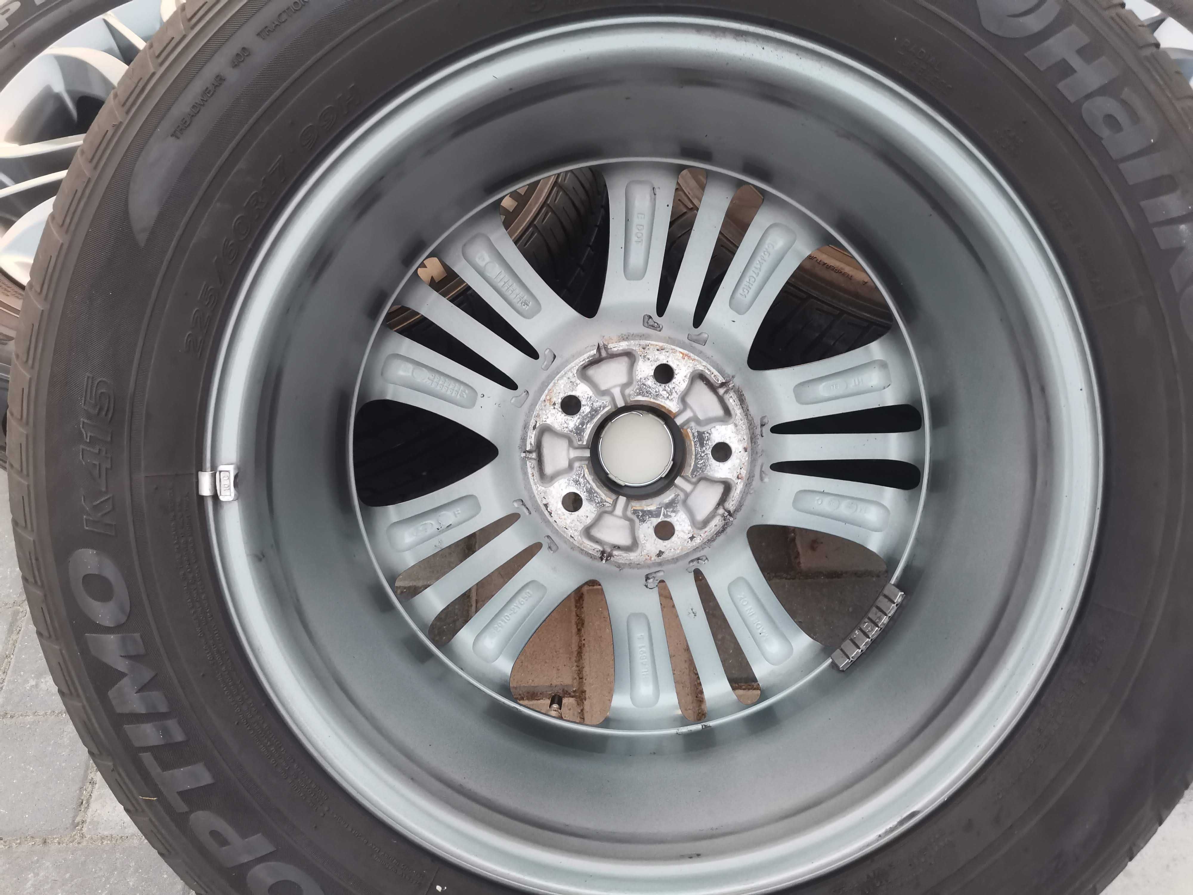 Felgi HYUNDAI IX35 Tucson i30 i40  6,5Jx17H2 5x114,3 ET51 TMPS