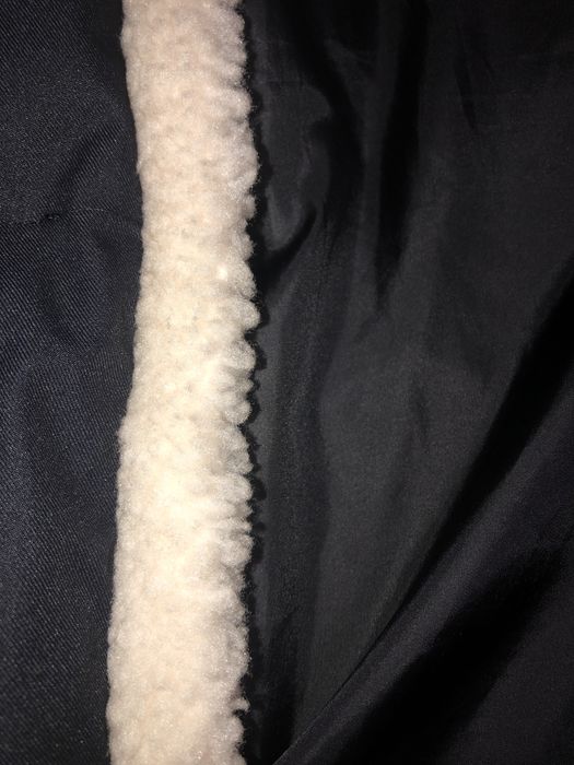 Куртка зимова дуже комфортна