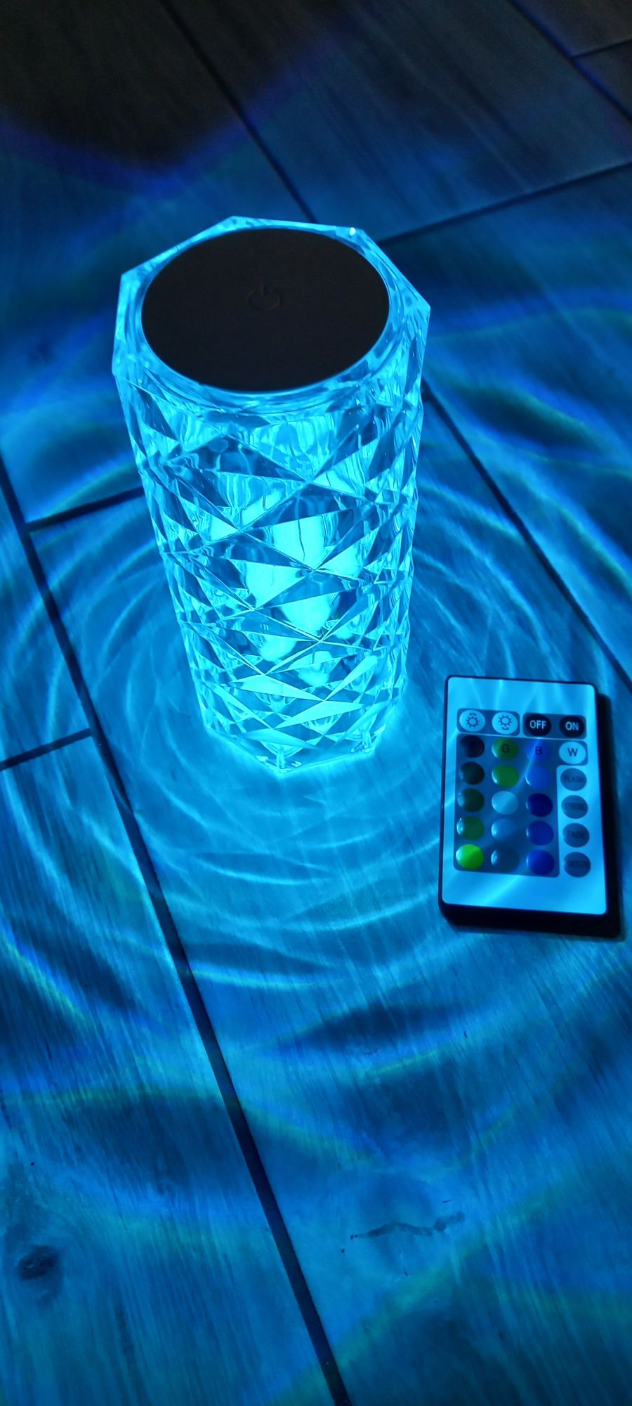 Kryształowa lampka nocna led 16 kolor pilot Flash Nowa