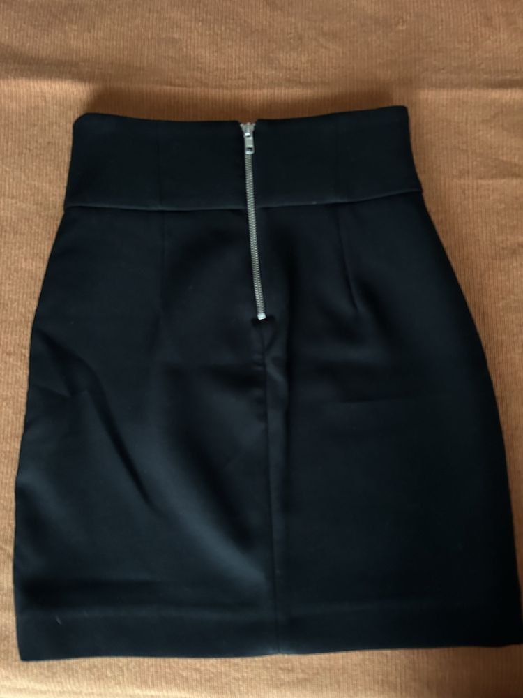 Saia preta Zara XS