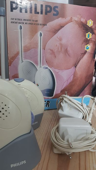Walkie-talkie to hear baby in good condition64585233774337121