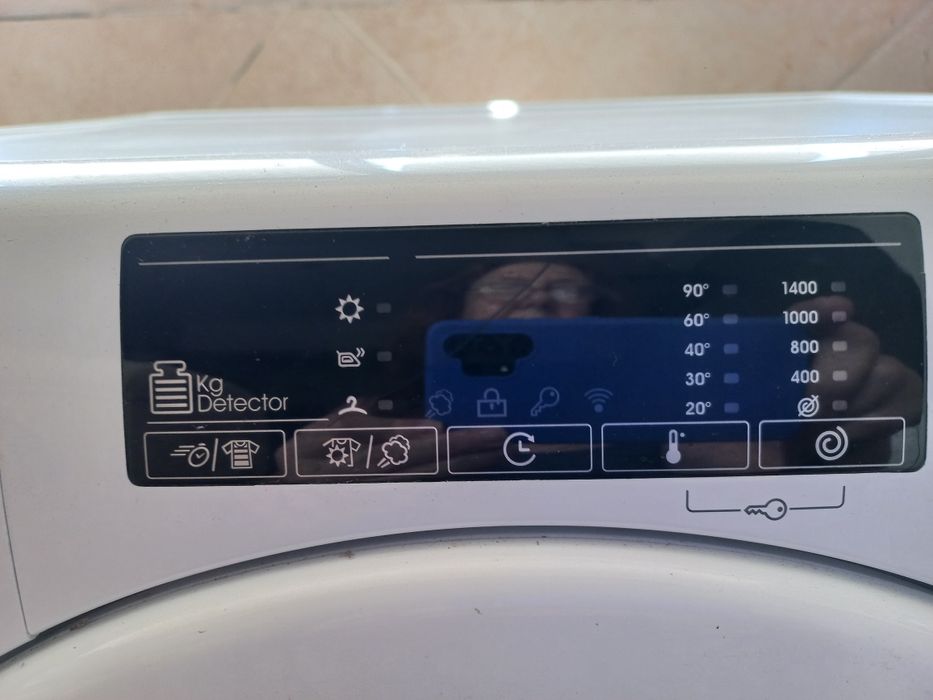 Vendo máquina de lavar e secar roupa Candy smartpro
