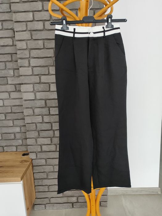 Eleganckie spodnie dziewczęce 146/152