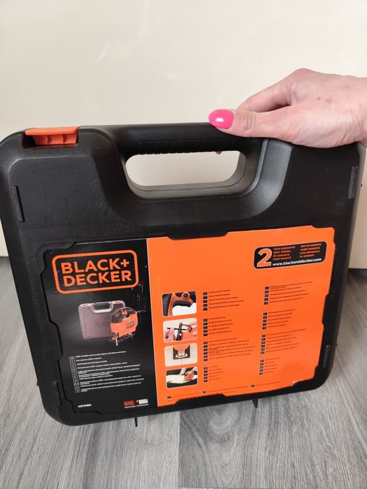 Електричний лобзік Black+Decker KS701EK