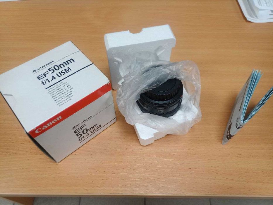 Об'єктив Canon EF 50mm f/1.4 USM Японія