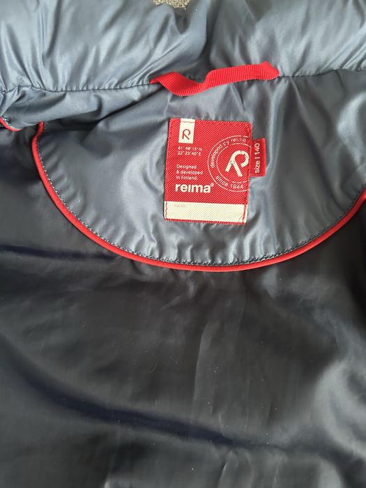 Продам куртку Reima