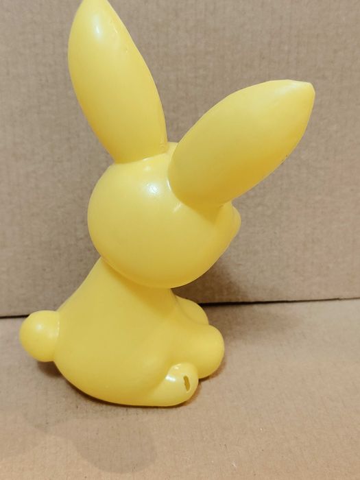 Zajączek plastikowy z PRL-u