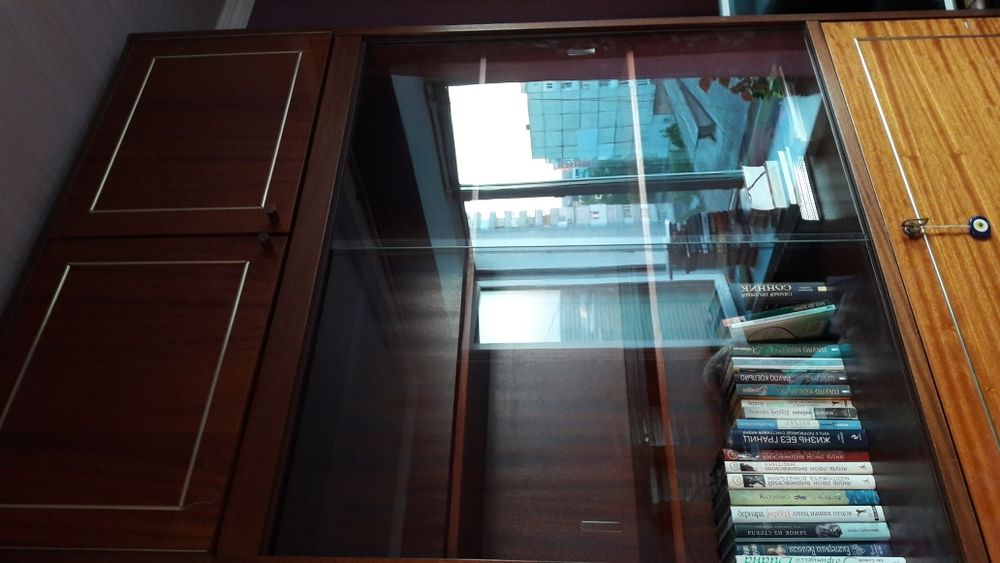 Стенка (часть,дерево)