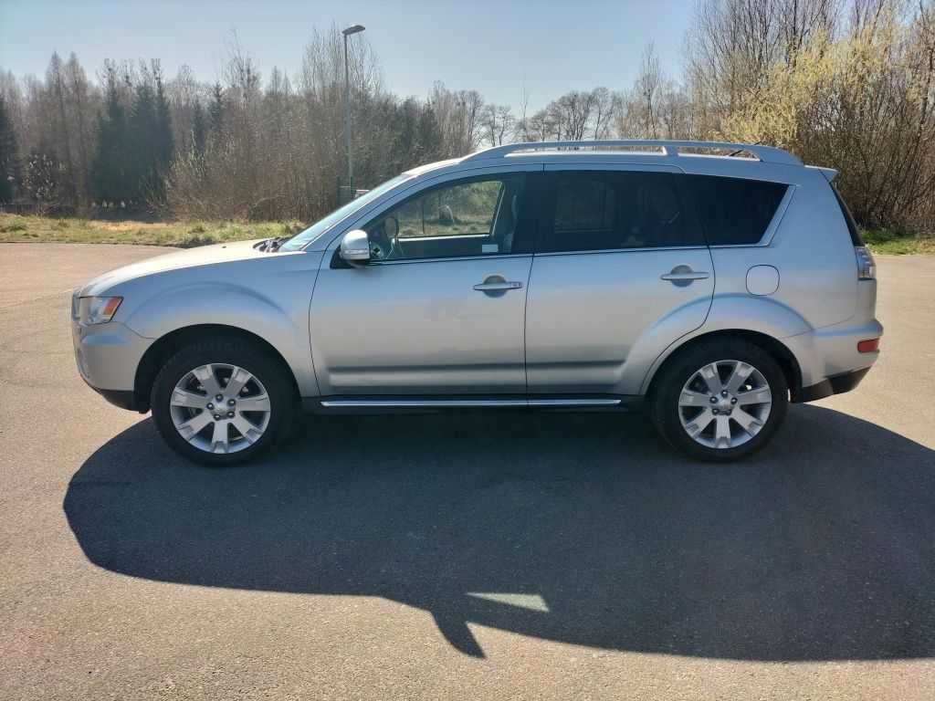 Mitsubishi Outlander 2.4 4WD automat CVT,Rockford