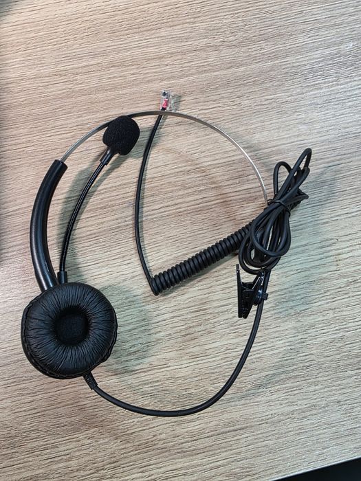 monofoniczny zestaw słuchawkowy z mikrofonem i złączem RJ11.