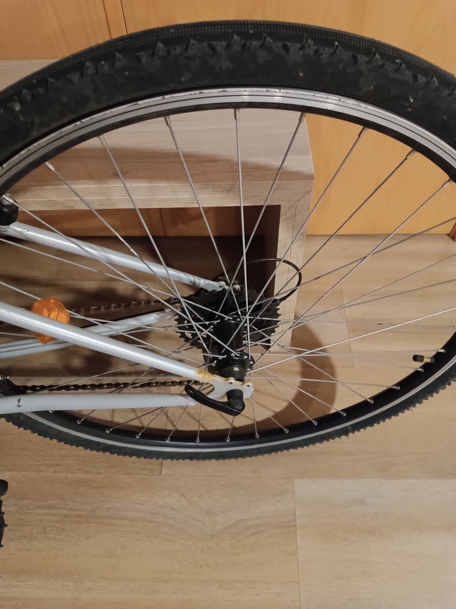 Bicicleta semi-nova