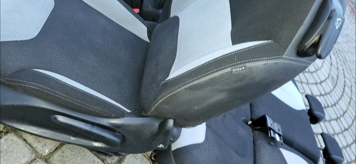 CITROEN C3 II DS3 Fotele Kanapa komplet