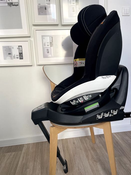 Fotelik samochodowy BeSafe iZi Turn i-Size 61-105 cm
