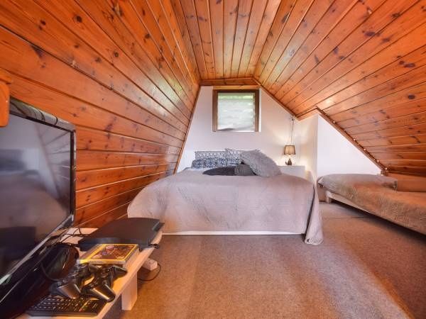 Domek dom w górach nad jeziorem do wynajęcia,sauna Międzybrodzie
