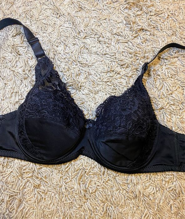 Бюстгальтер с мягкой чашкой