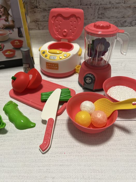 Іграшковий Набір техніки -мультиварка, блендер, муляжі їжі, посуд