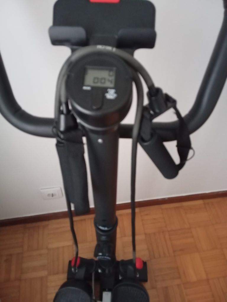 Máquina de exercício step